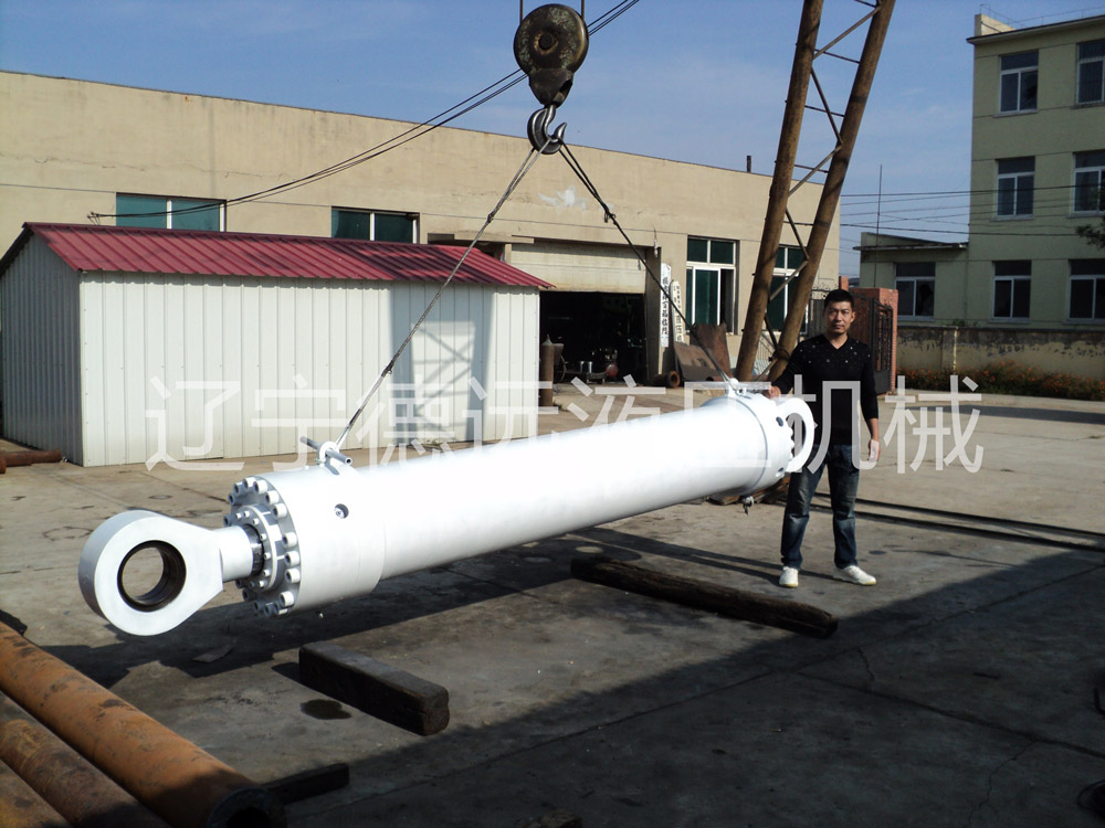 CD350大型液壓缸(gāng)