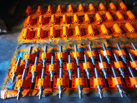 可調(diao)節張緊缸